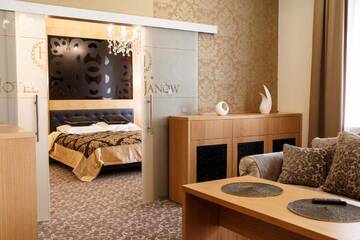 Фотографии Отель Hotel Janów г. Янув-Любельский (Польша) №5 Фото Отель Hotel Janów г. Янув-Любельский 5