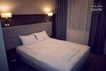 Фото номера Одноместный номер Отель Hotel Janów г. Янув-Любельский 2